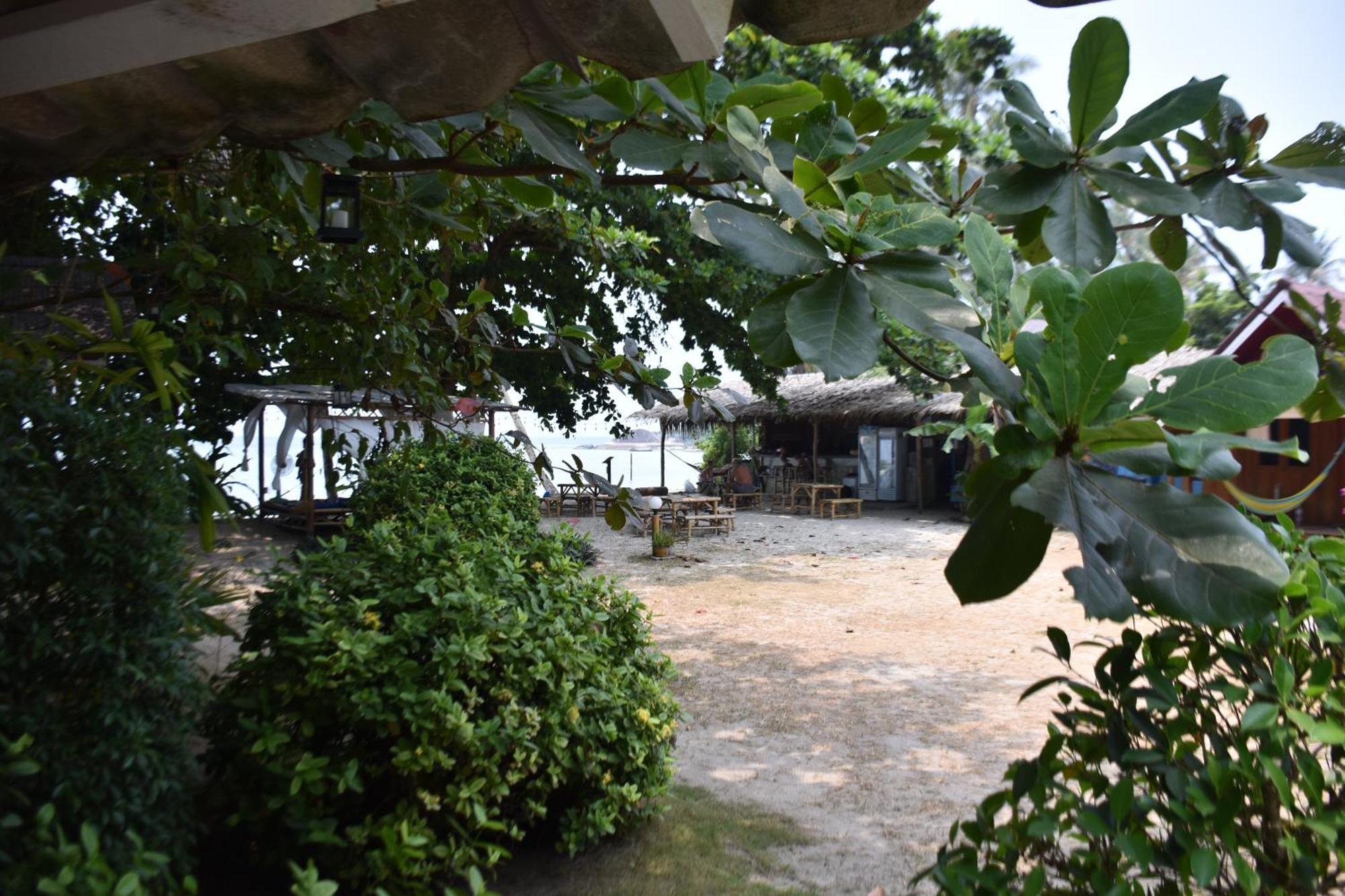 Hotel Colorful Hut Ko Pha Ngan Habitación foto